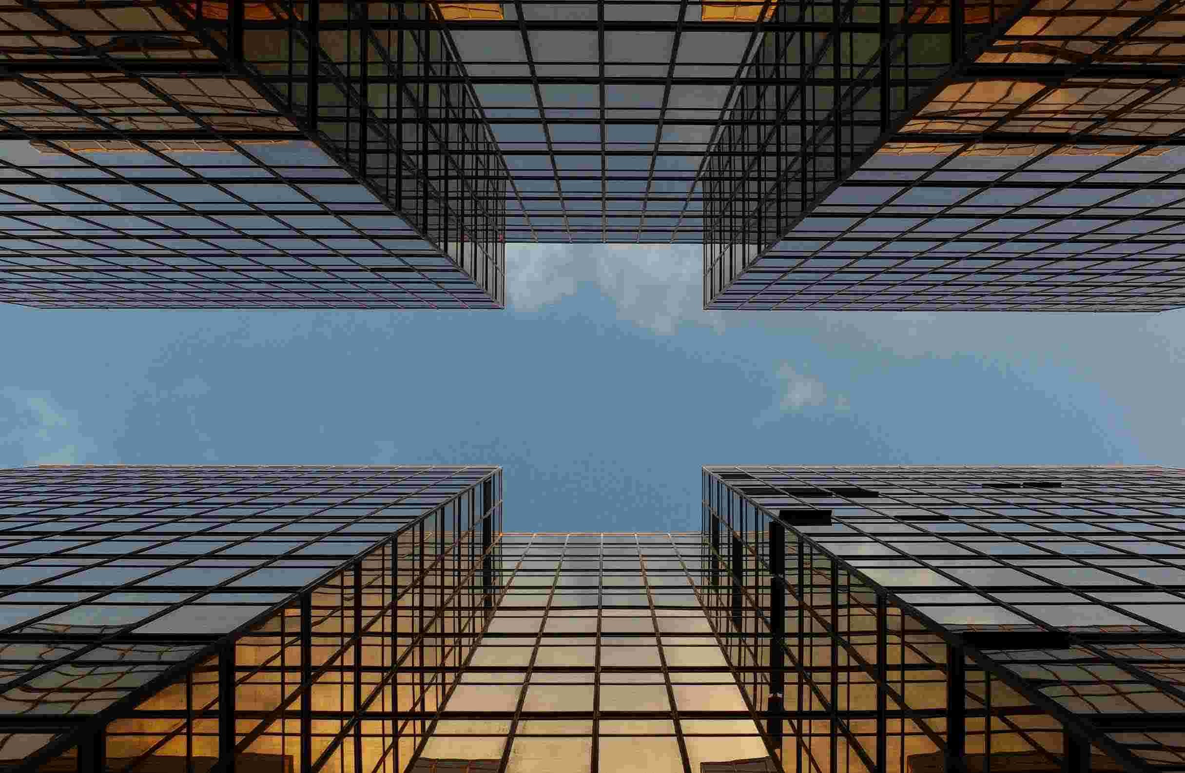 A készletgazdálkodás korszerűsítése UHF RFID matricákkal: A kiskereskedelmi műveletek fejlesztése