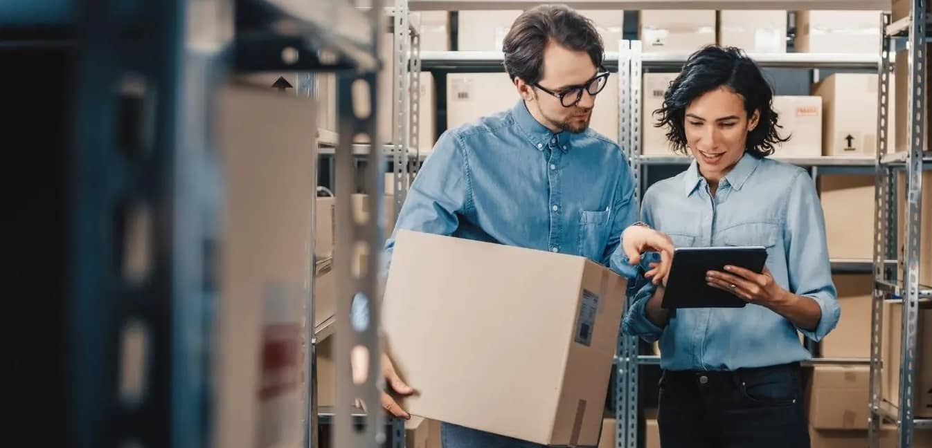 Az eszközgazdálkodás hatékonyságának növelése az intelligens irodákban: az RFID technológia alkalmazása és előnyei