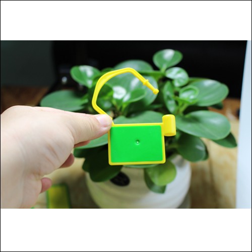 UHF RFID 6C tokzáras címke