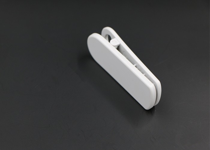 UHF Clip ruházati címke