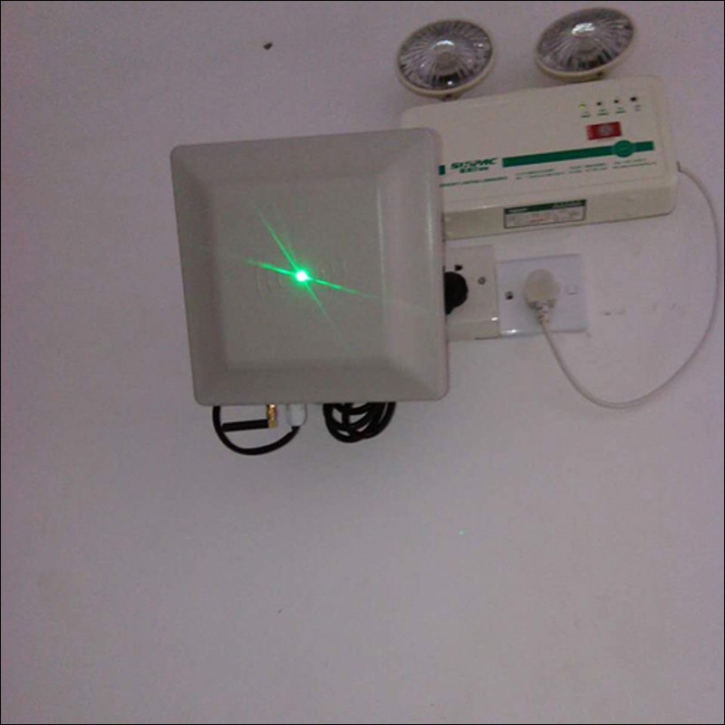 902-928Mhz R2000 Impinj WIFI középtartományú UHF RFID olvasó 0-6M