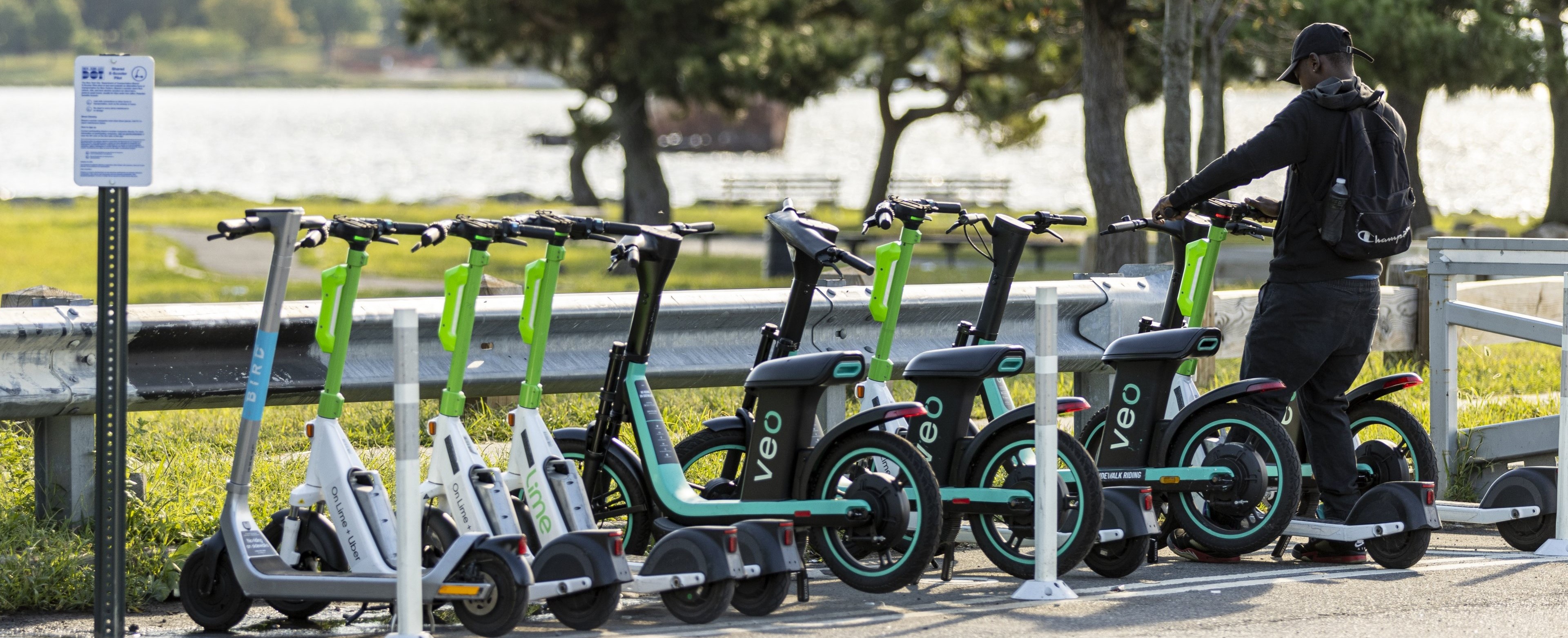Megosztott kerékpár/elektromos kerékpár/roller kezelése